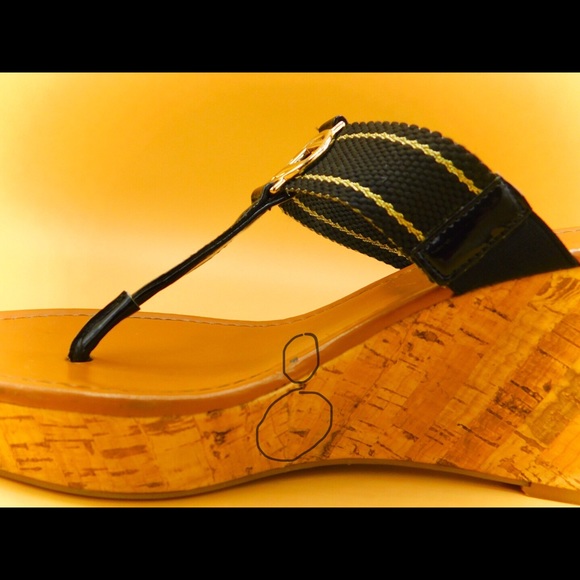 ♻️CUTE TOMMY HILFIGER WOMEN’S WEDGE SANDALS - Picture 8 of 8